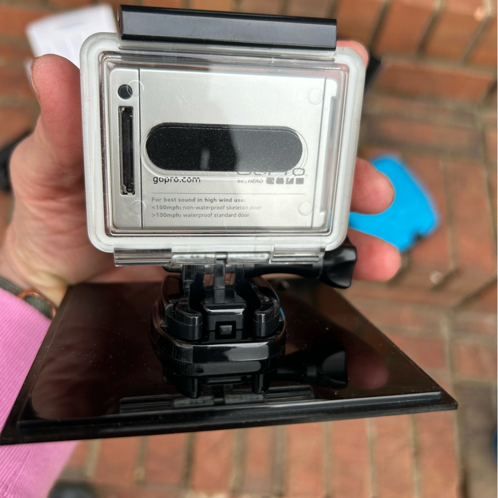 GoPro HD HERO2 action camera - Picture 9 of 14